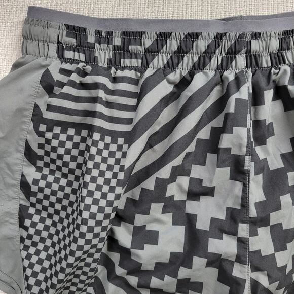 Nike Tempo Runway Lux Dri-FIT Women's M Black Gray Running Athletic Shorts - Picture 9 of 12